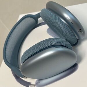 Premium Over-Ear Headphones - Blue